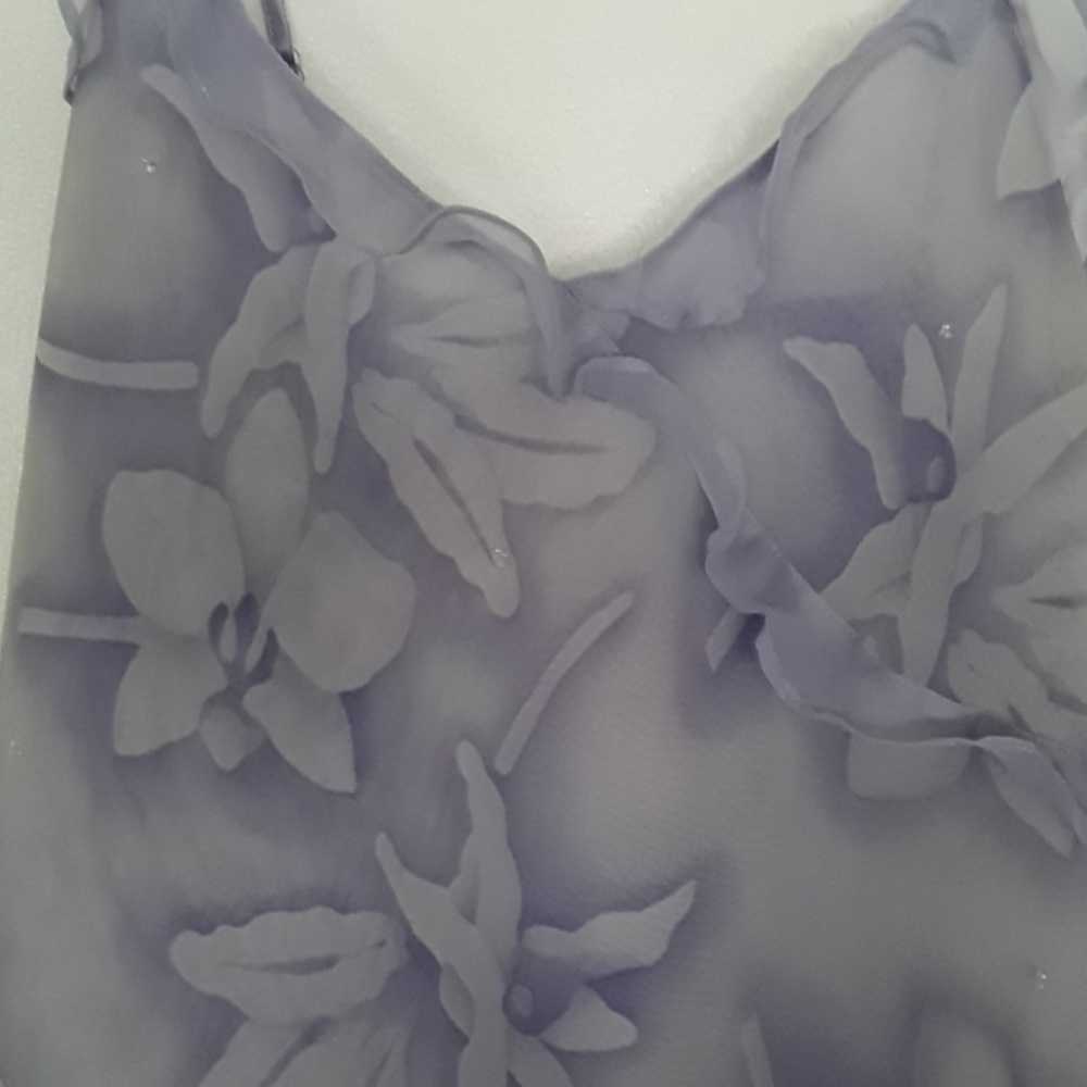 Top - Picture 2 of 3